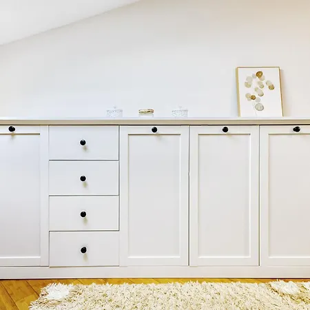 Duplex In Peaceful Area - زادار