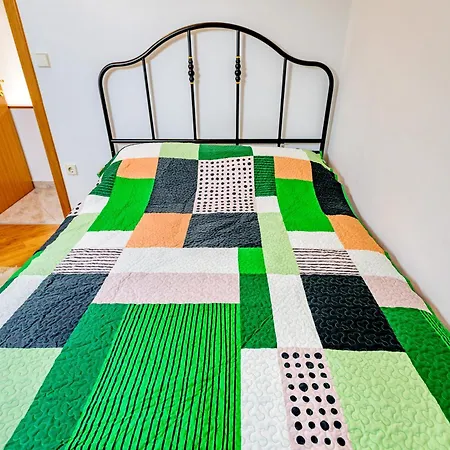 Duplex In Peaceful Area - Apartamento Zadar