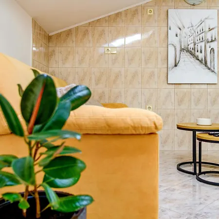 شقة Duplex In Peaceful Area - *