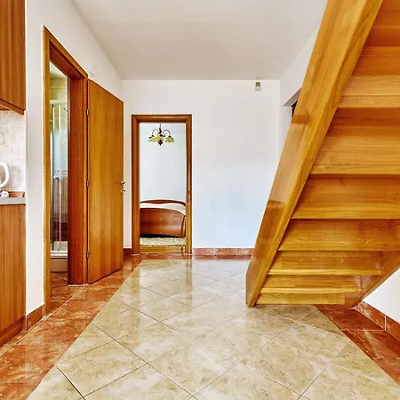 Apartamento Duplex In Peaceful Area - *
