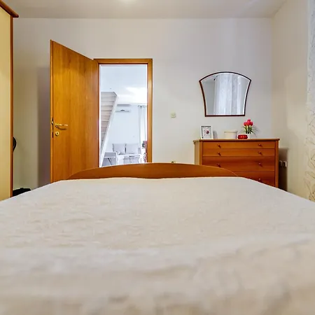 Duplex In Peaceful Area - *