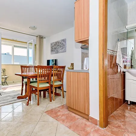 Duplex In Peaceful Area -