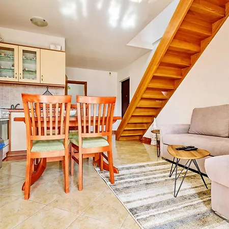 Apartment Duplex In Peaceful Area - Zadar
